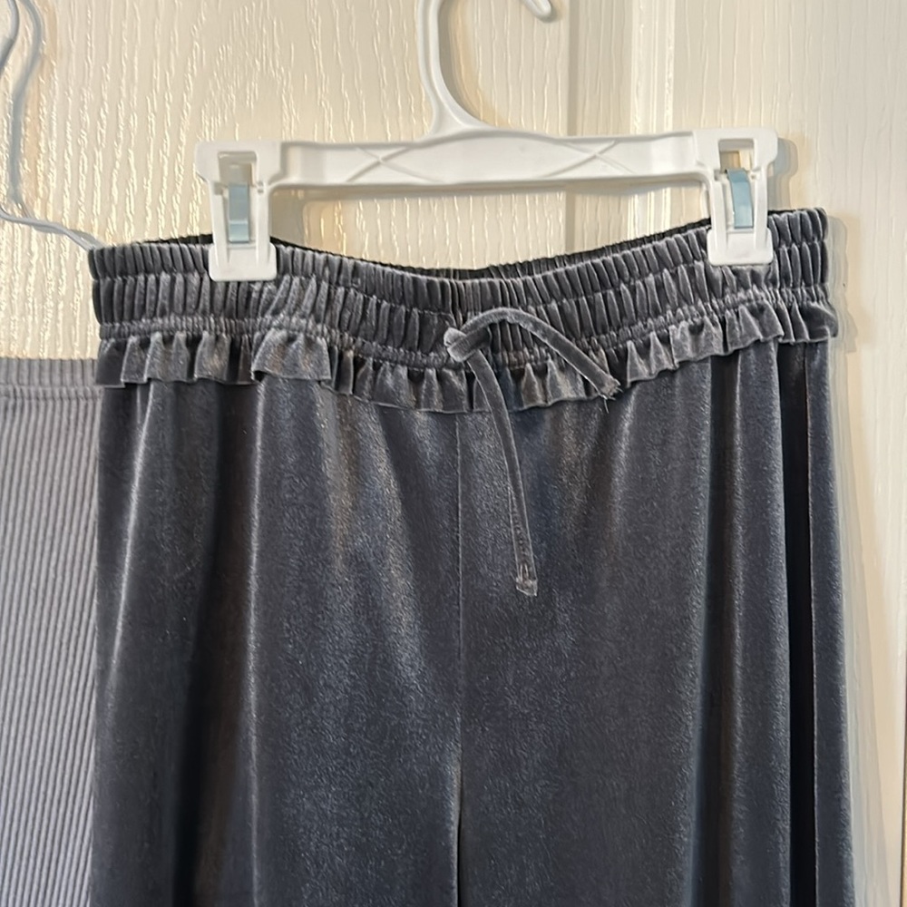 NWOT Zara sweater and wide leg pants - Picture 4 of 5